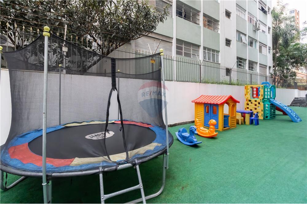 Apartamento para alugar com 4 quartos, 280m² - Foto 15
