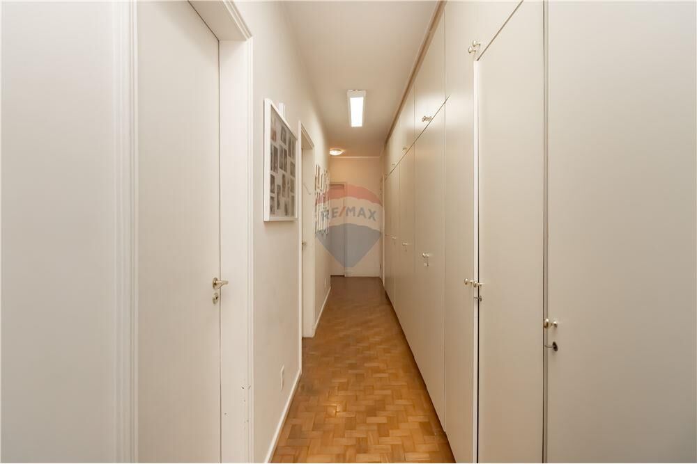 Apartamento para alugar com 4 quartos, 280m² - Foto 9