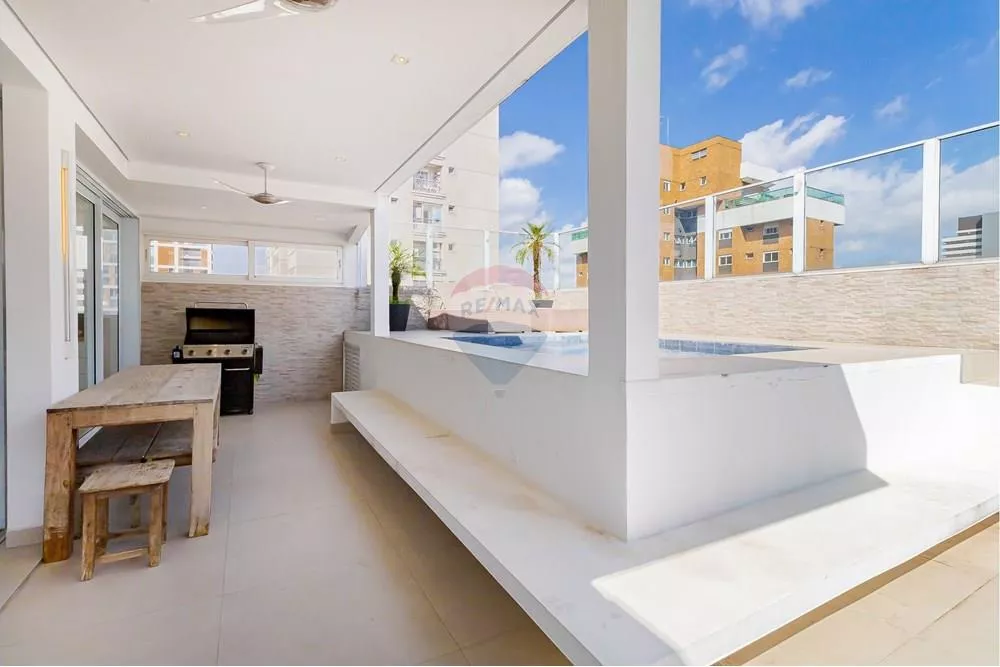 Cobertura, 3 quartos, 315 m² - Foto 2