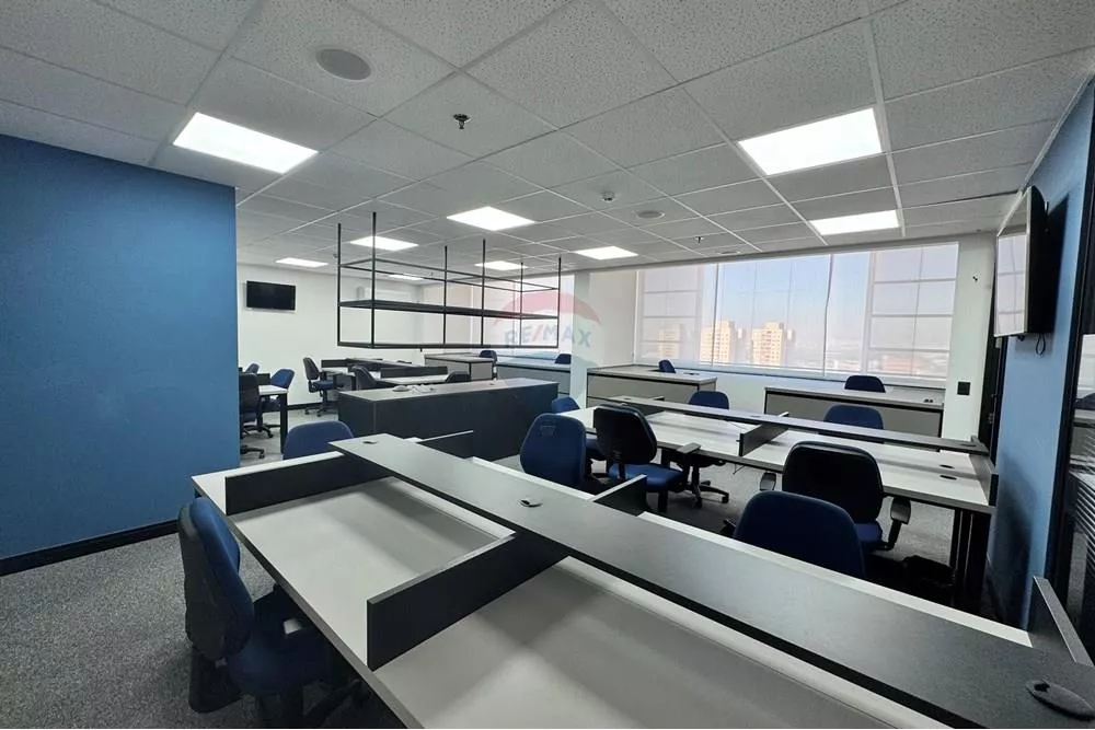 Sala-Conjunto, 350 m² - Foto 1