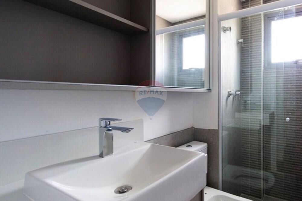 Apartamento para alugar com 2 quartos, 72m² - Foto 13