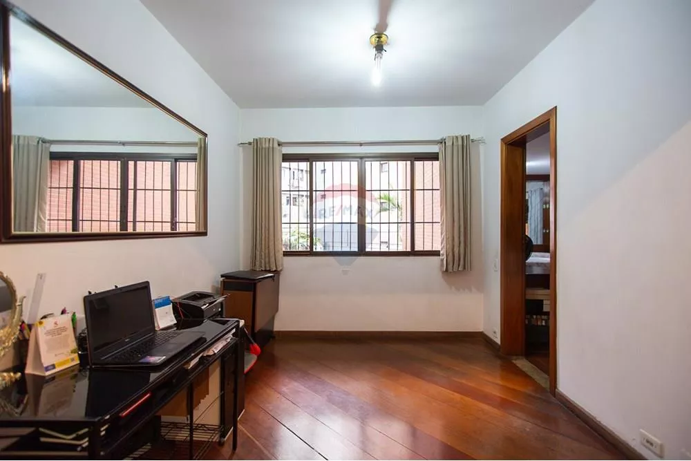 Apartamento, 4 quartos, 216 m² - Foto 2