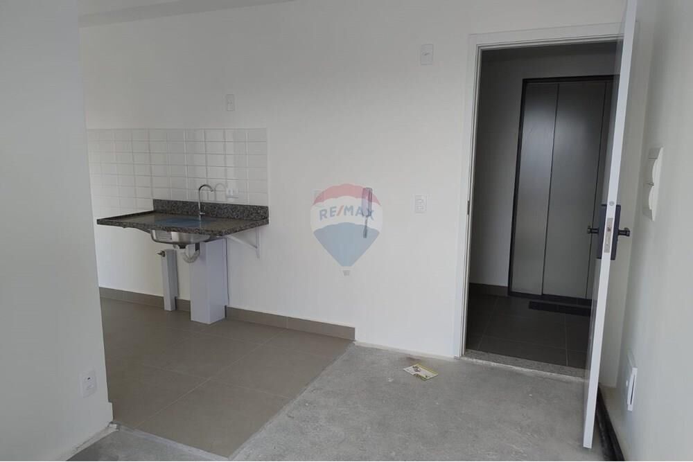 Apartamento à venda com 2 quartos, 38m² - Foto 10