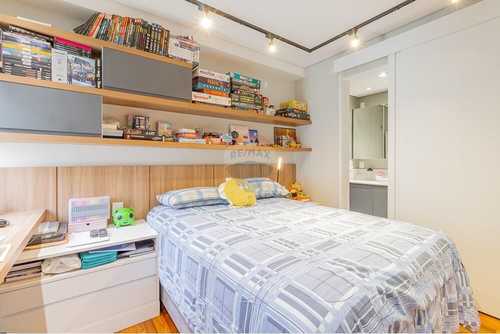 Apartamento à venda com 3 quartos, 156m² - Foto 4