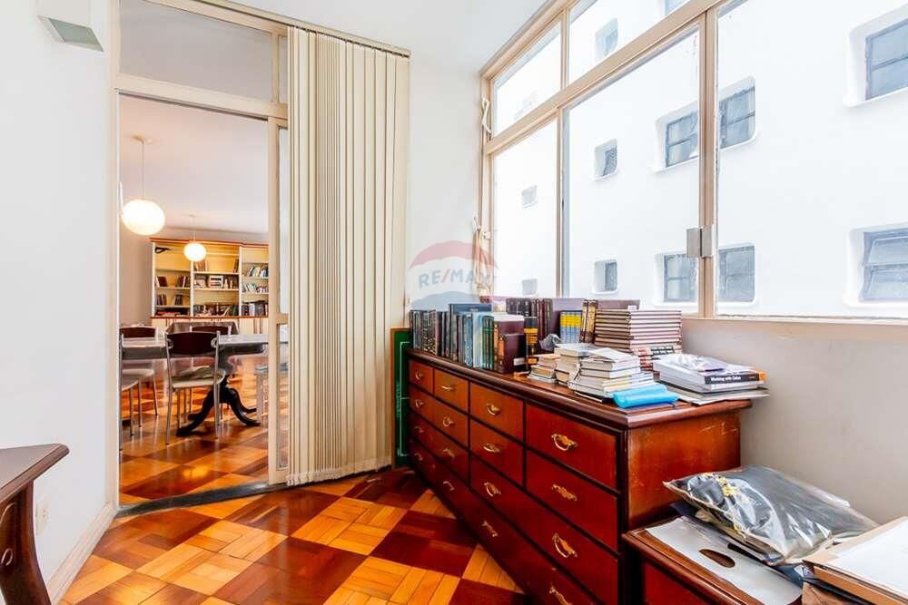 Apartamento à venda com 3 quartos, 173m² - Foto 6