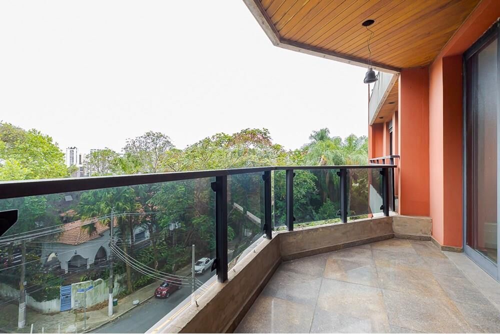 Apartamento à venda com 5 quartos, 212m² - Foto 9