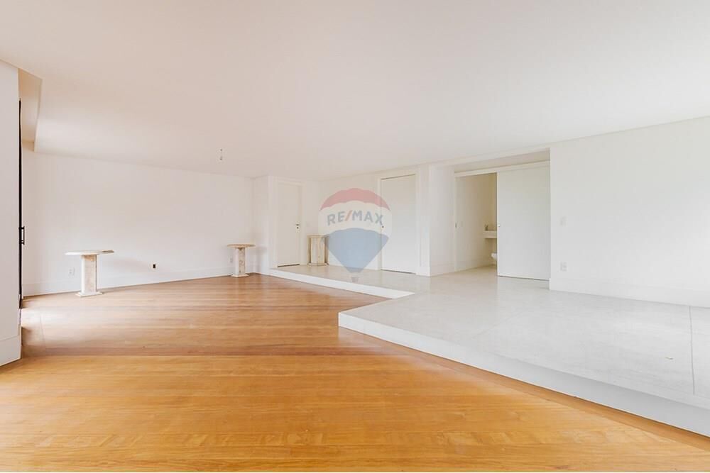 Apartamento à venda com 5 quartos, 212m² - Foto 7