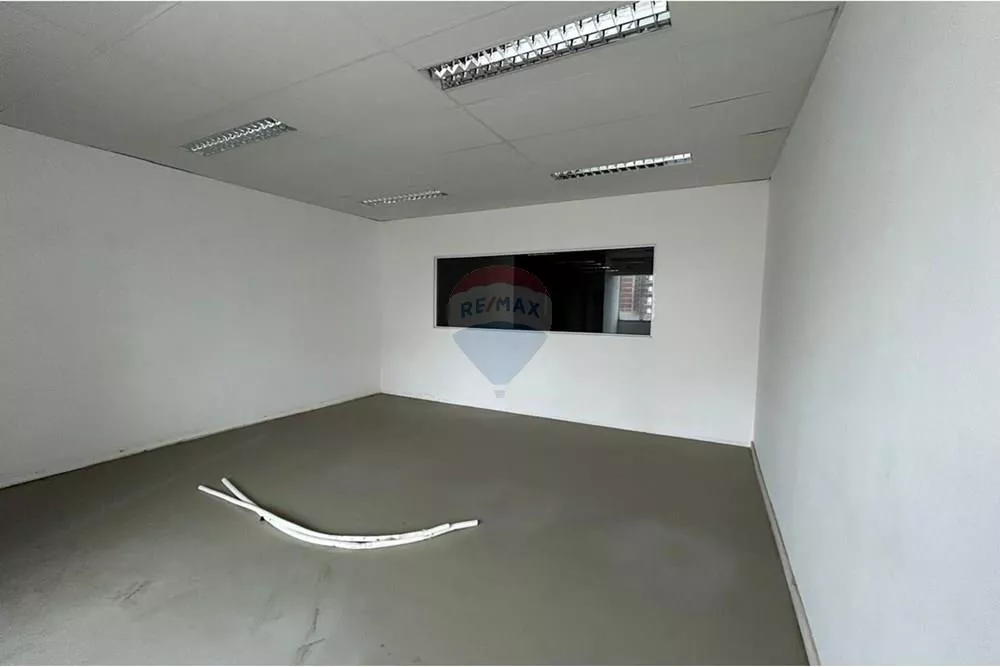 Prédio Inteiro, 1500 m² - Foto 1