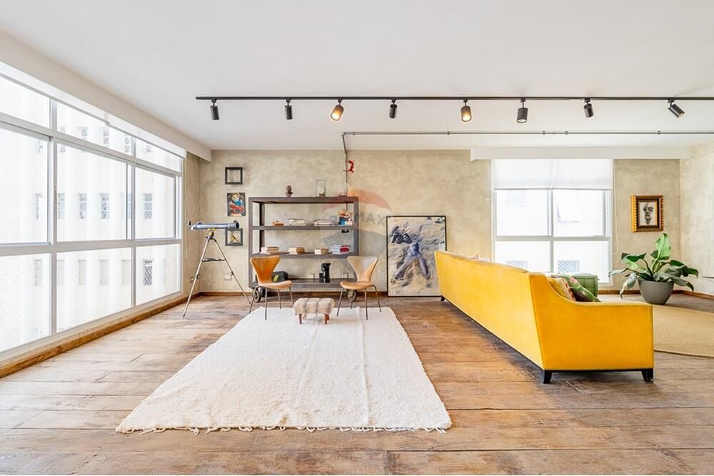 Apartamento para alugar com 3 quartos, 230m² - Foto 2