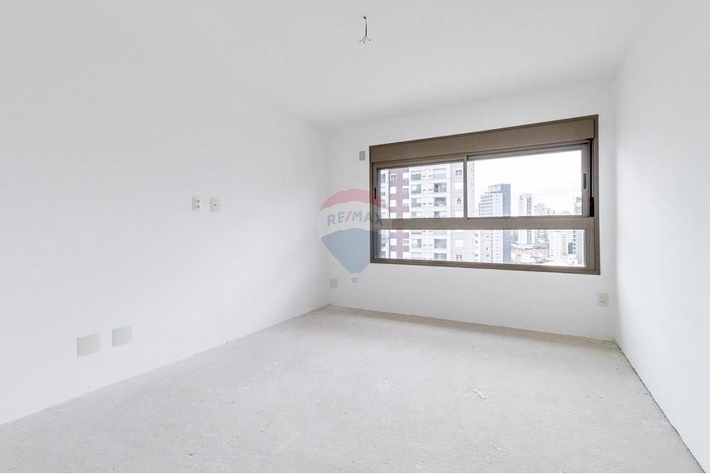 Apartamento à venda com 3 quartos, 144m² - Foto 7