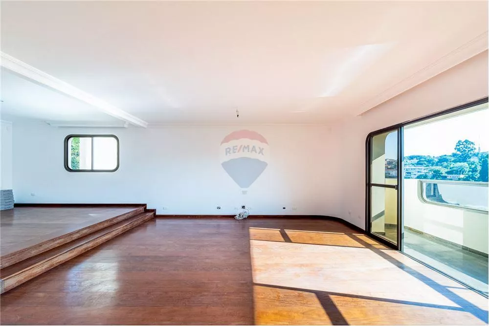 Apartamento, 4 quartos, 231 m² - Foto 1