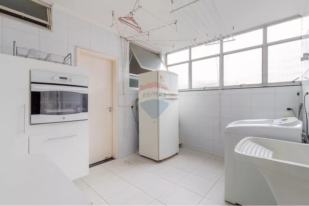 Apartamento, 3 quartos, 272 m² - Foto 2