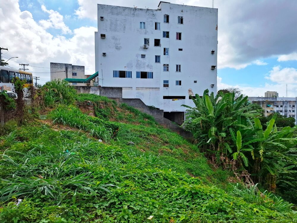 Loteamento e Condomínio, 1080 m² - Foto 9