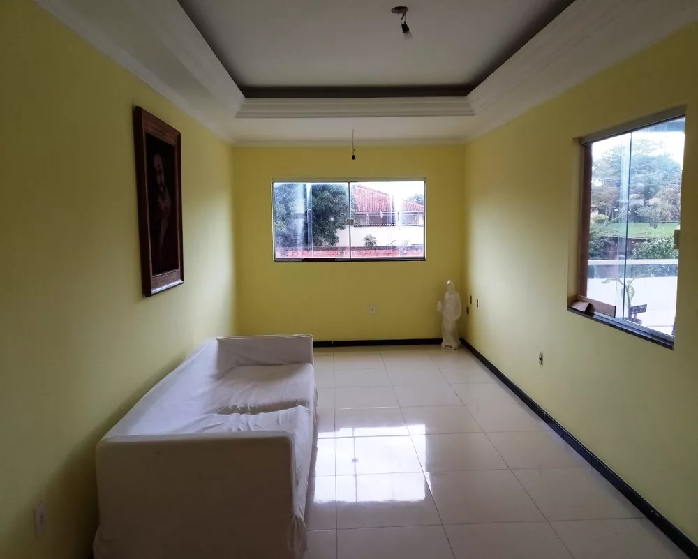 Casa à venda com 5 quartos, 300m² - Foto 3