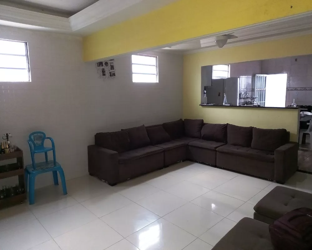 Casa à venda com 5 quartos, 300m² - Foto 4