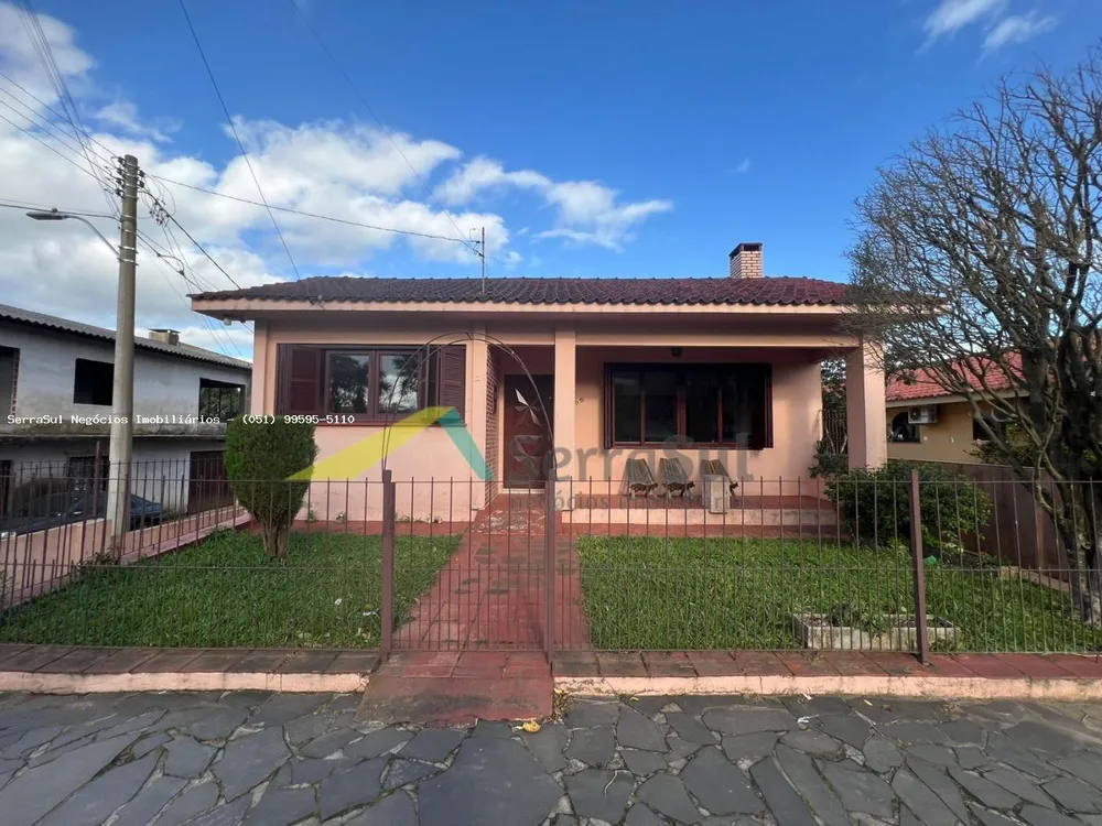 Casa, 4 quartos, 238 m² - Foto 1