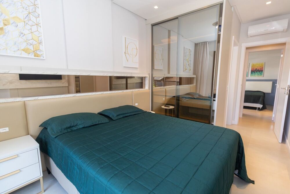 Apartamento à venda com 2 quartos, 82m² - Foto 2