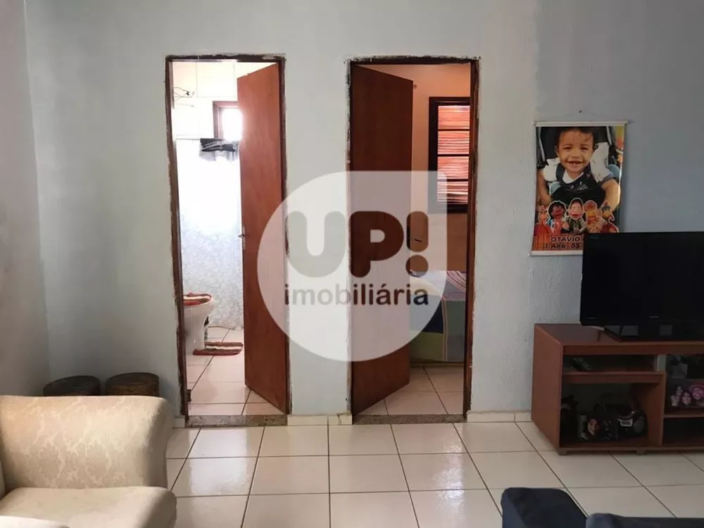 Casa de Condomínio à venda com 3 quartos, 180m² - Foto 4