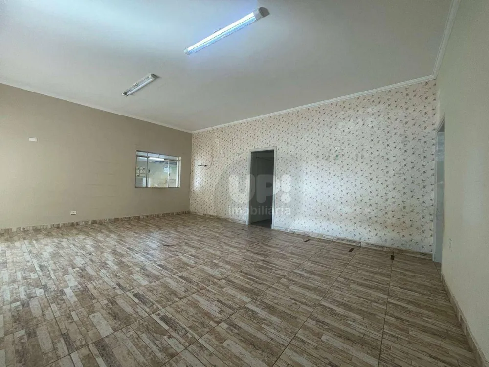 Casa, 4 quartos, 357 m² - Foto 2