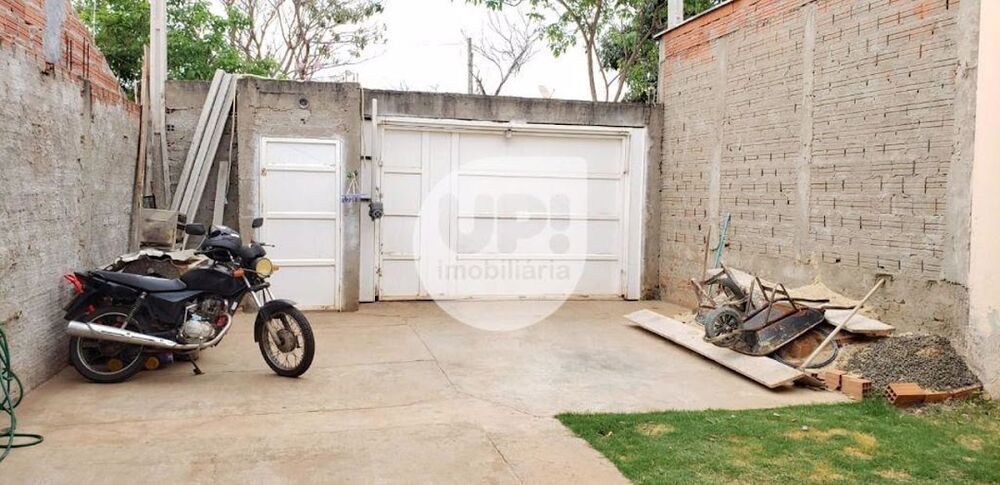 Casa, 3 quartos, 92 m² - Foto 1