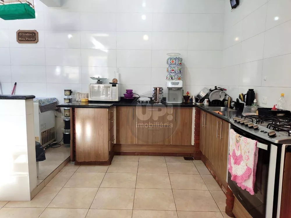 Casa, 3 quartos, 198 m² - Foto 1