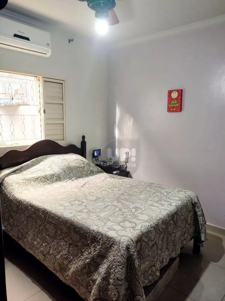 Casa, 3 quartos, 198 m² - Foto 4