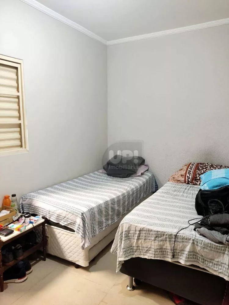 Casa, 3 quartos, 198 m² - Foto 2