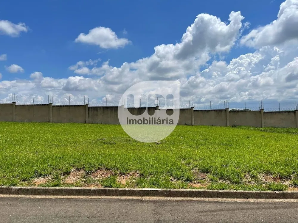 Loteamento e Condomínio, 300 m² - Foto 1