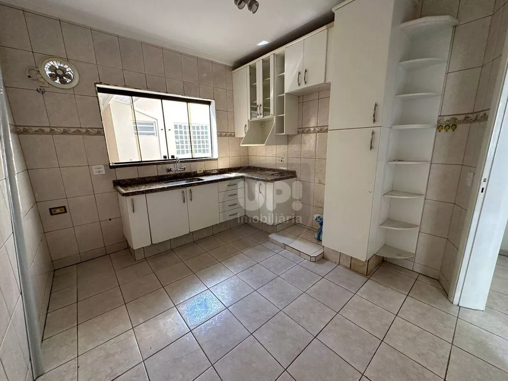 Casa, 3 quartos, 231 m² - Foto 6