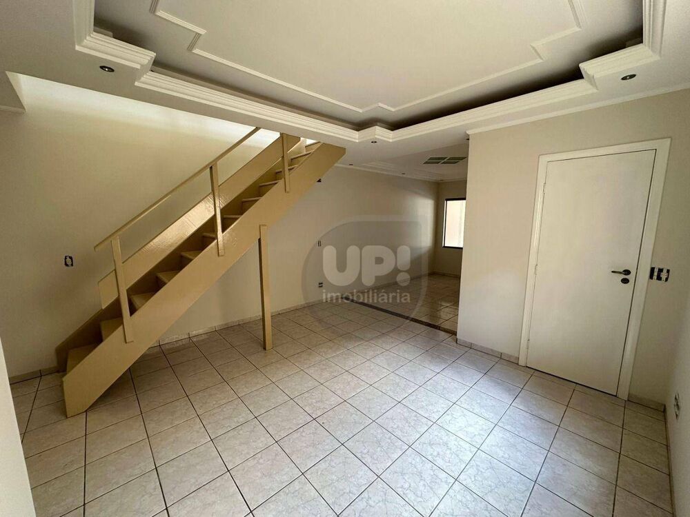 Casa, 3 quartos, 231 m² - Foto 2