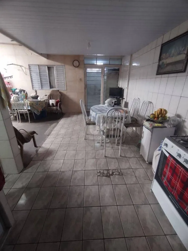 Casa, 2 quartos, 175 m² - Foto 1