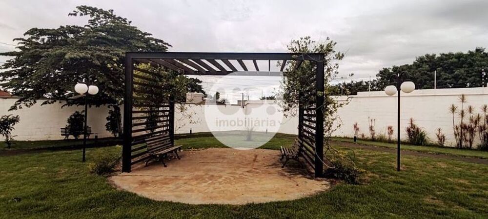 Loteamento e Condomínio, 235 m² - Foto 1
