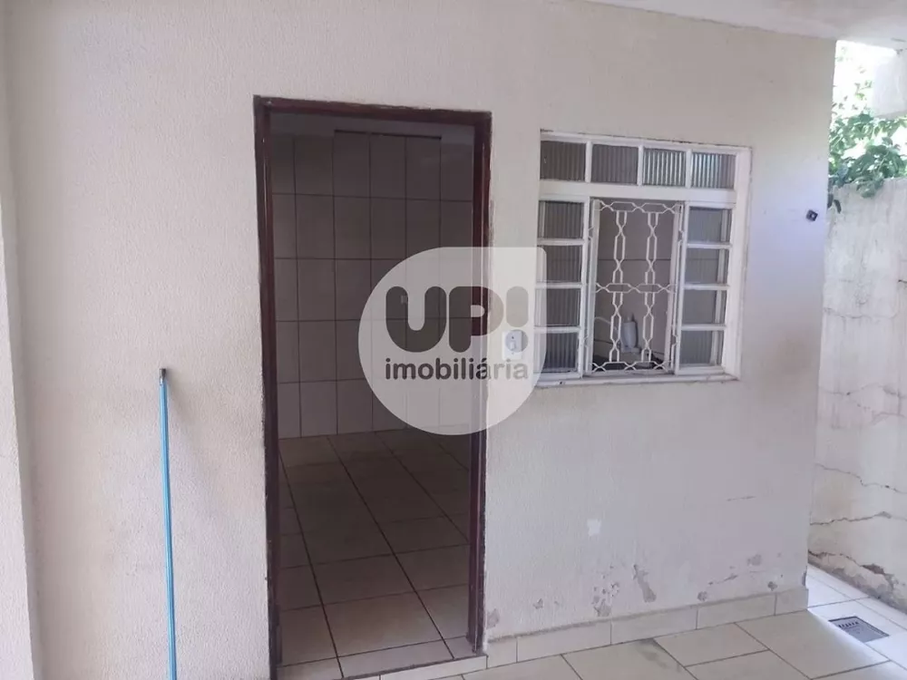 Casa de Condomínio à venda com 2 quartos, 86m² - Foto 1