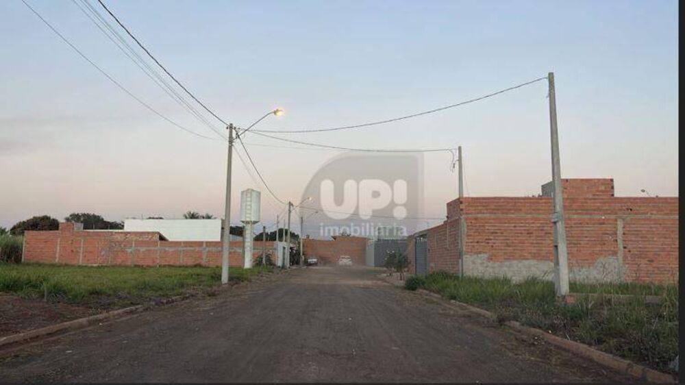 Terreno, 303 m² - Foto 1