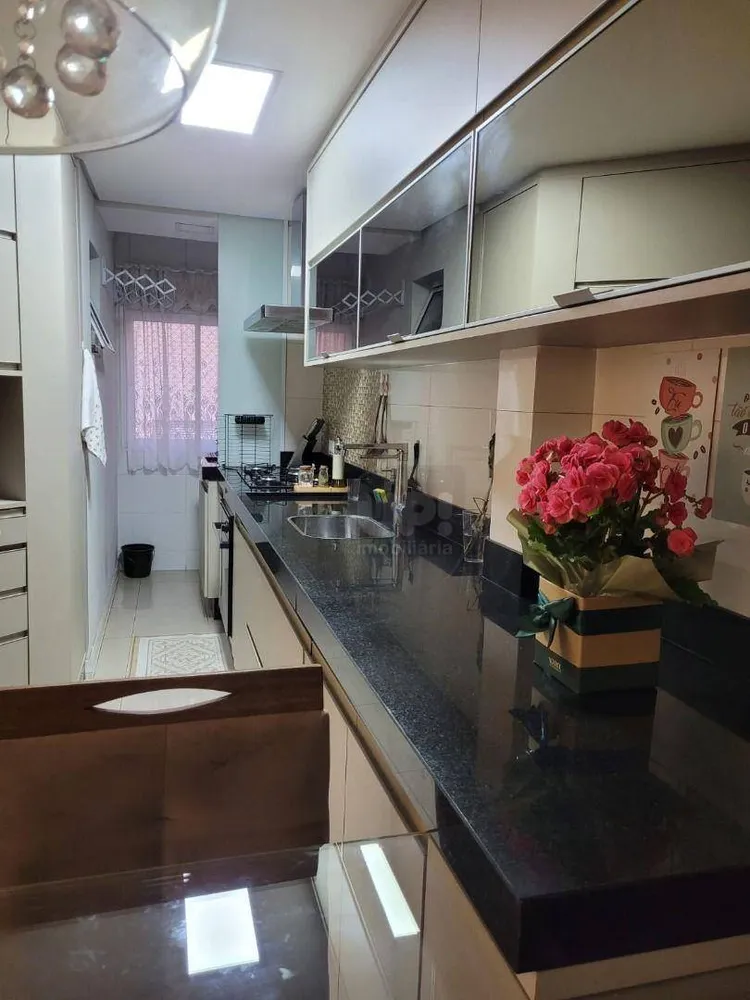 Apartamento, 2 quartos, 62 m² - Foto 2