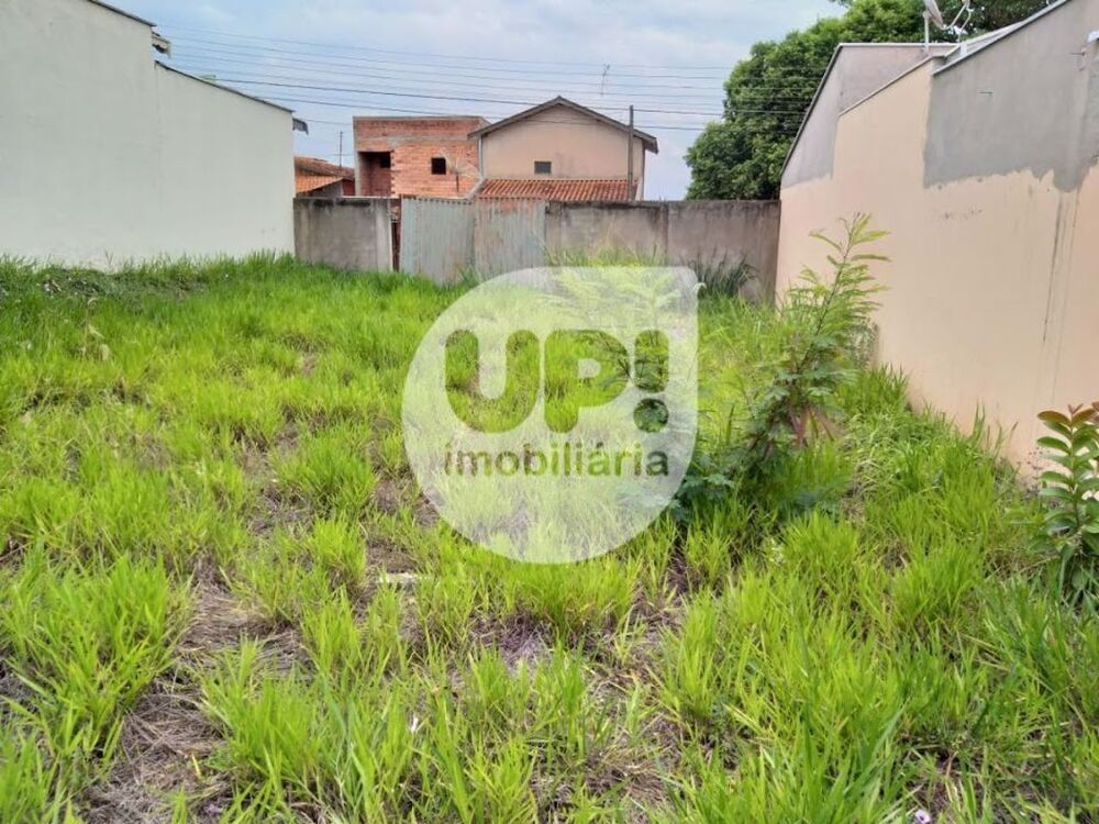 Loteamento e Condomínio, 250 m² - Foto 1