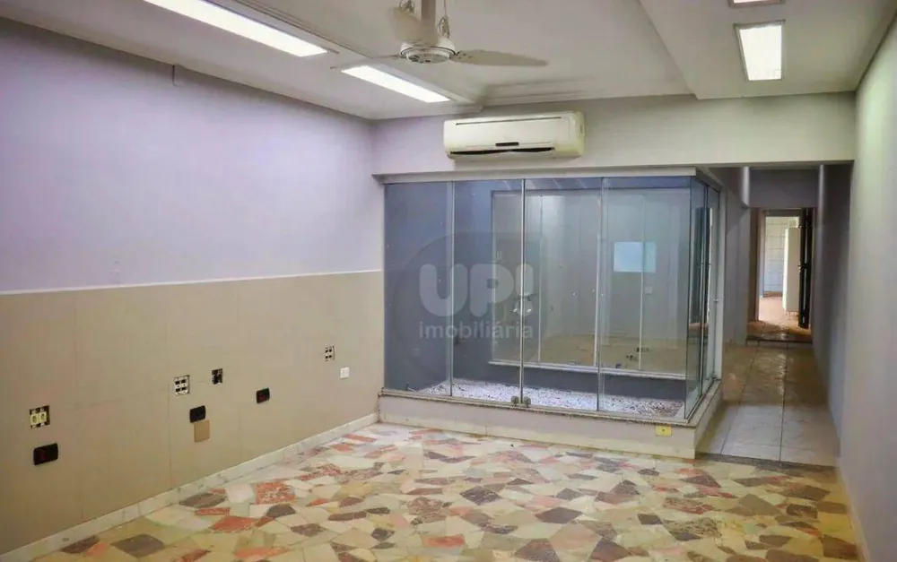 Casa, 6 quartos, 189 m² - Foto 3