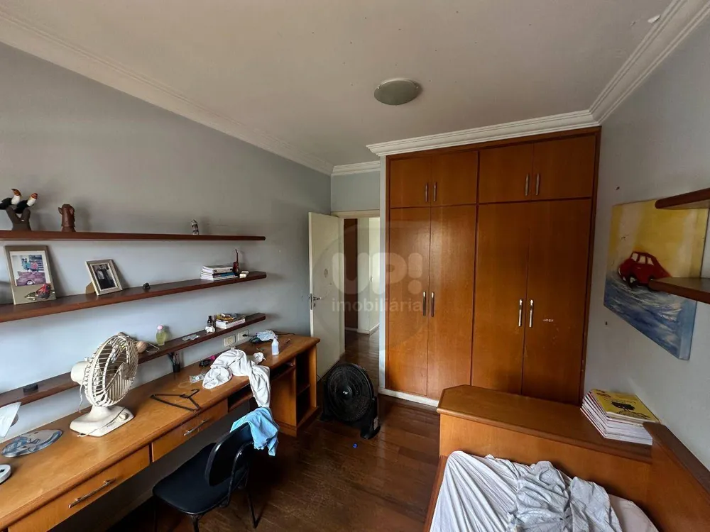 Casa, 3 quartos, 215 m² - Foto 11