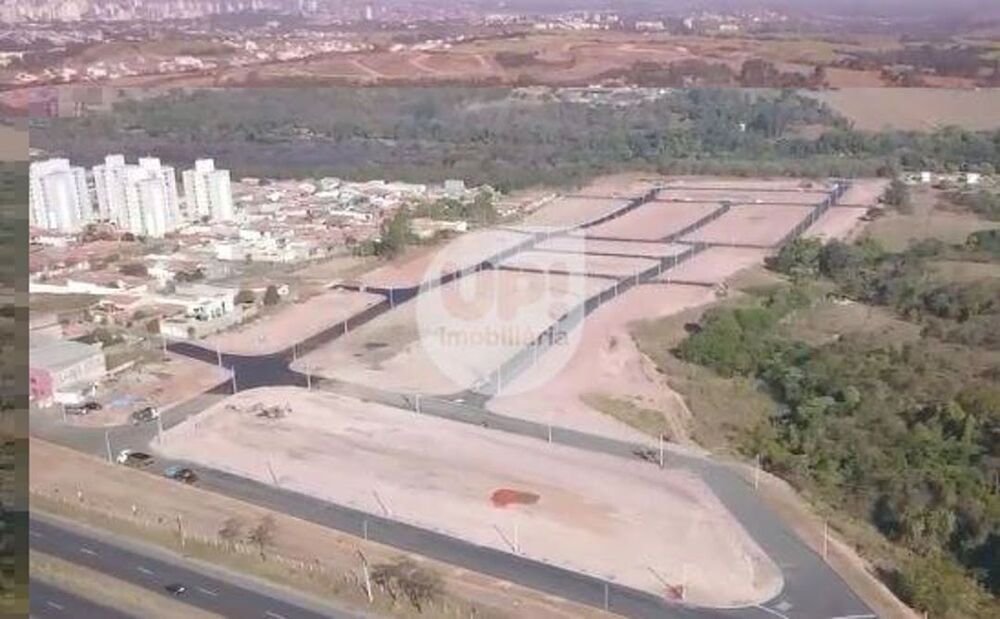 Loteamento e Condomínio, 250 m² - Foto 1