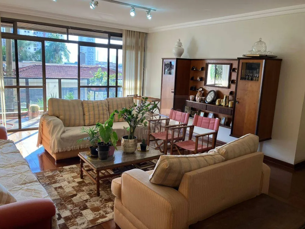 Apartamento, 4 quartos, 230 m² - Foto 1