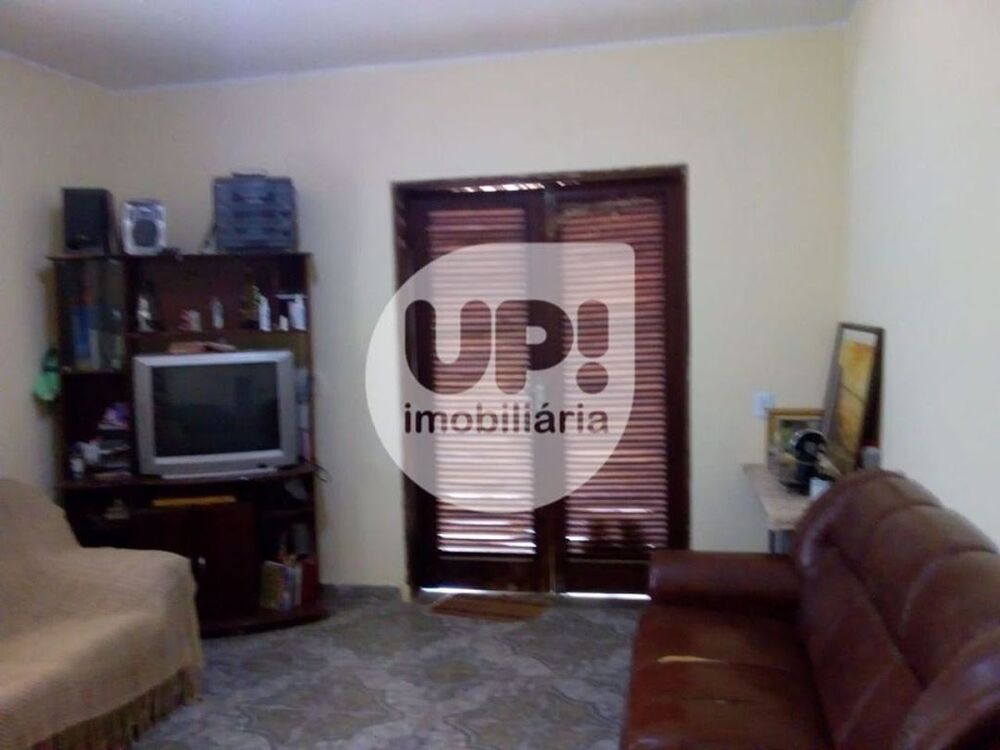Chácara à venda com 3 quartos, 1718M2 - Foto 2