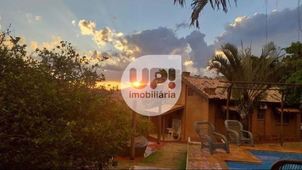 Chácara, 2 quartos, 1000 m² - Foto 2