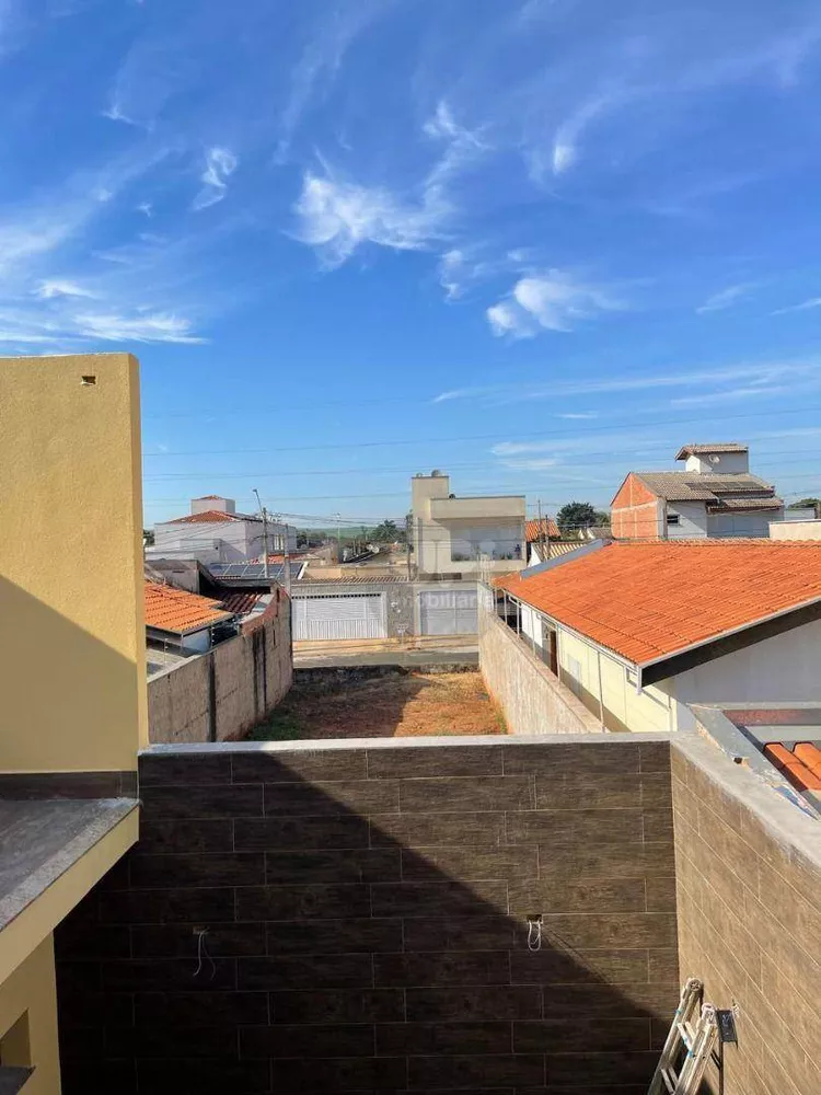 Casa, 3 quartos, 209 m² - Foto 3