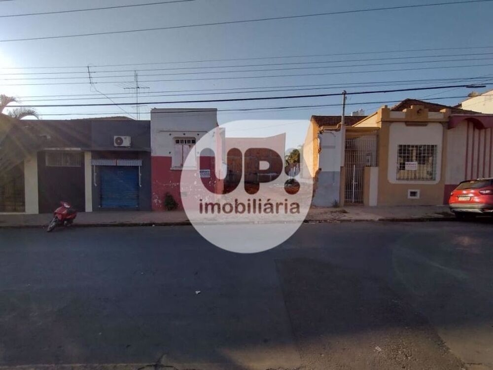 Loteamento e Condomínio, 300 m² - Foto 1