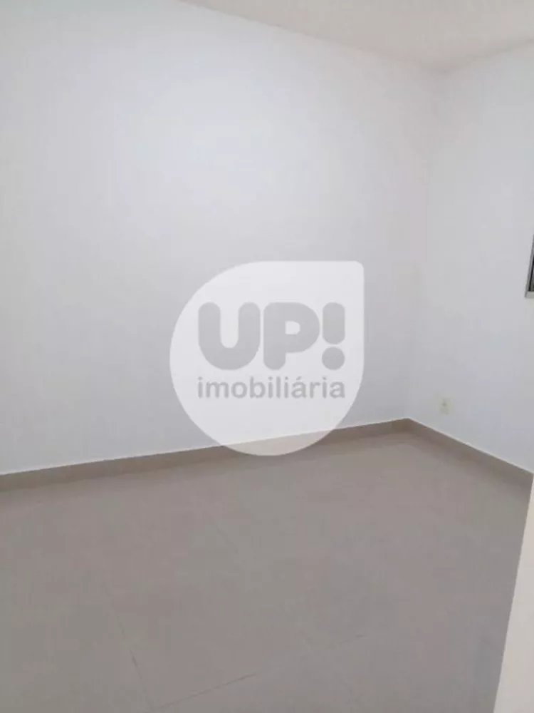 Apartamento à venda com 2 quartos, 47m² - Foto 2