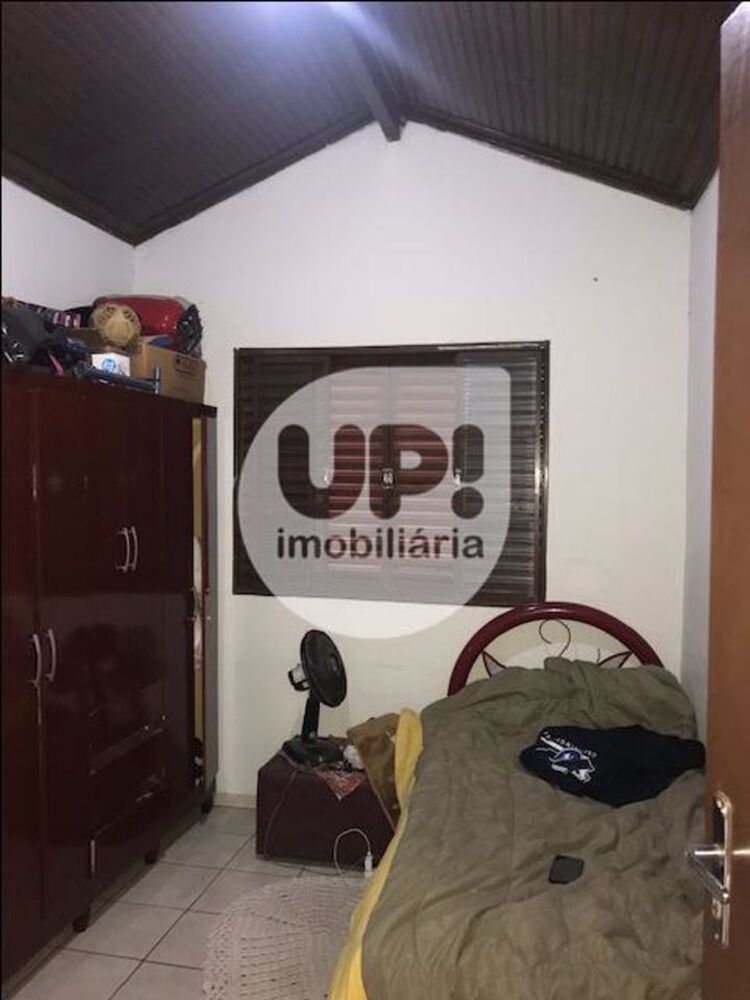 Casa à venda com 2 quartos, 168m² - Foto 3