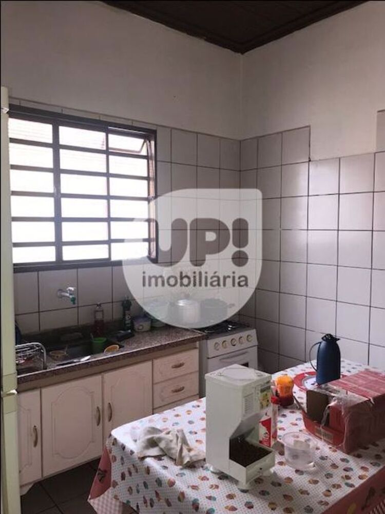 Casa à venda com 2 quartos, 168m² - Foto 5