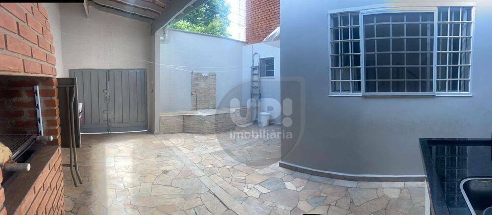 Casa, 3 quartos, 220 m² - Foto 4