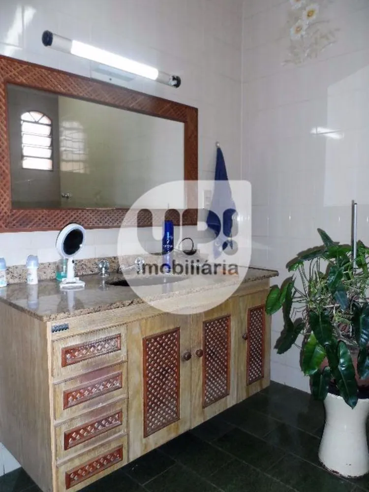 Casa, 3 quartos, 218 m² - Foto 13