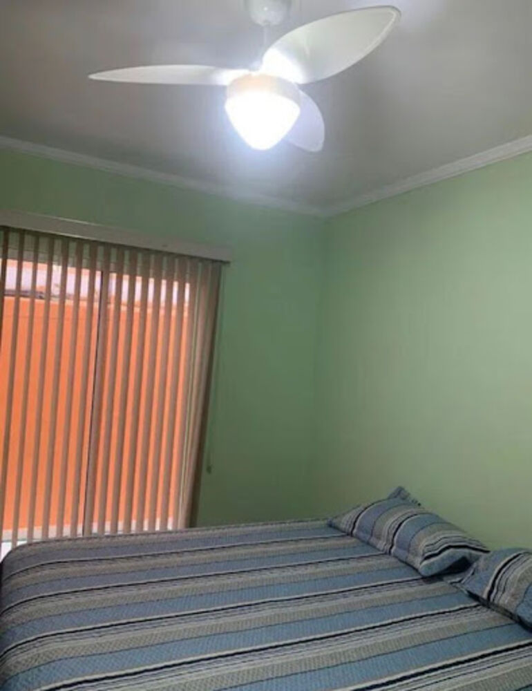 Casa à venda com 3 quartos, 100m² - Foto 3